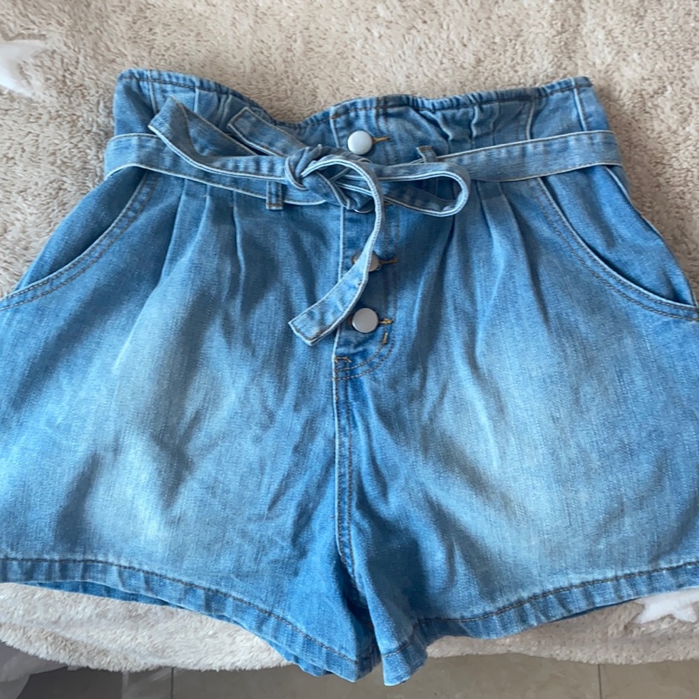 Mustard seed shorts size Small